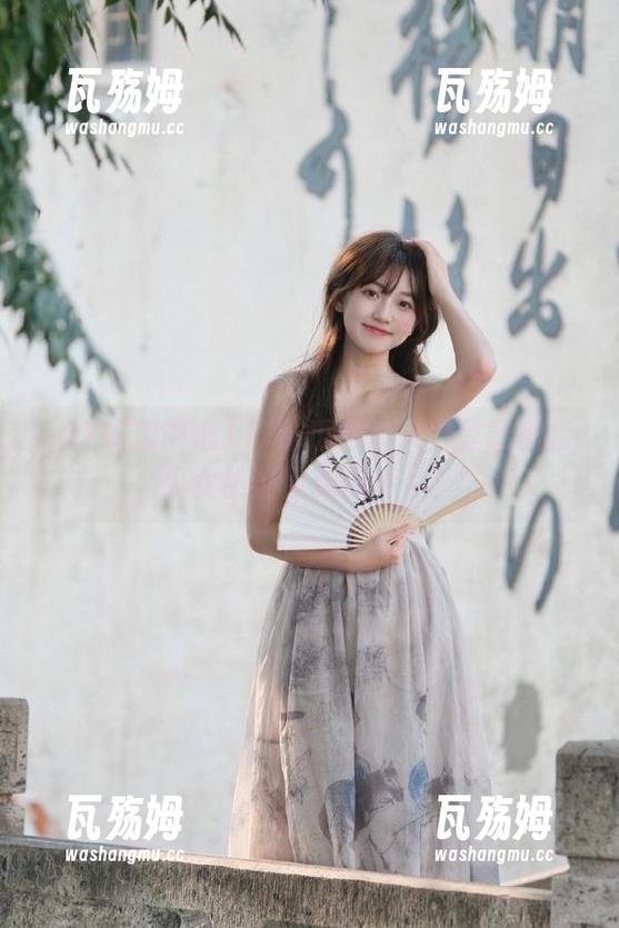 17吃瓜中心入口登录链接少女热议最新瓜事件！