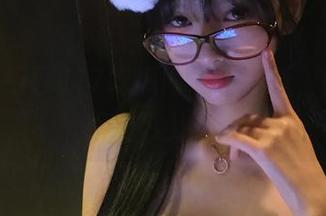 17吃瓜网永久更新，妹子最爱的八卦天堂