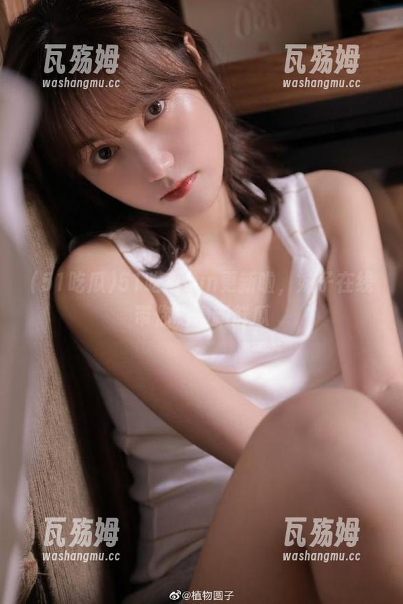 51吃瓜 51吃瓜fun更新啦,妹子在线带你吃遍新鲜瓜