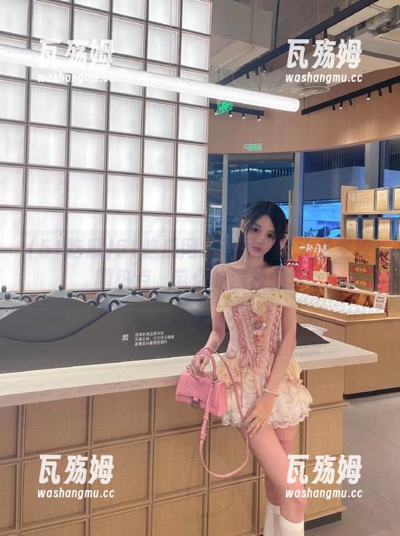 51吃瓜 51吃瓜网址苹果版专注学生校园热点,带你吃遍校园瓜