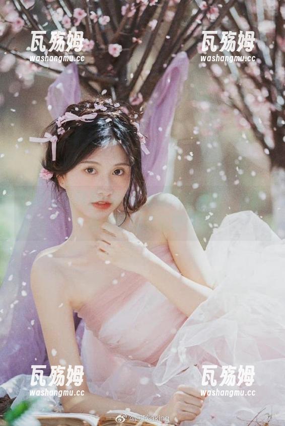 下载52吃瓜网苹果版，体验最全面的吃瓜服务
