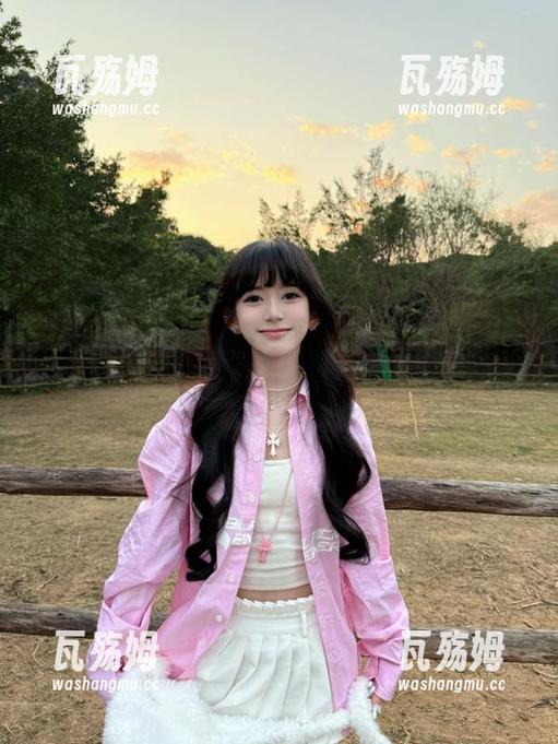 在线访问hl02.co，永不迷路畅享丰富多彩的吃瓜内容