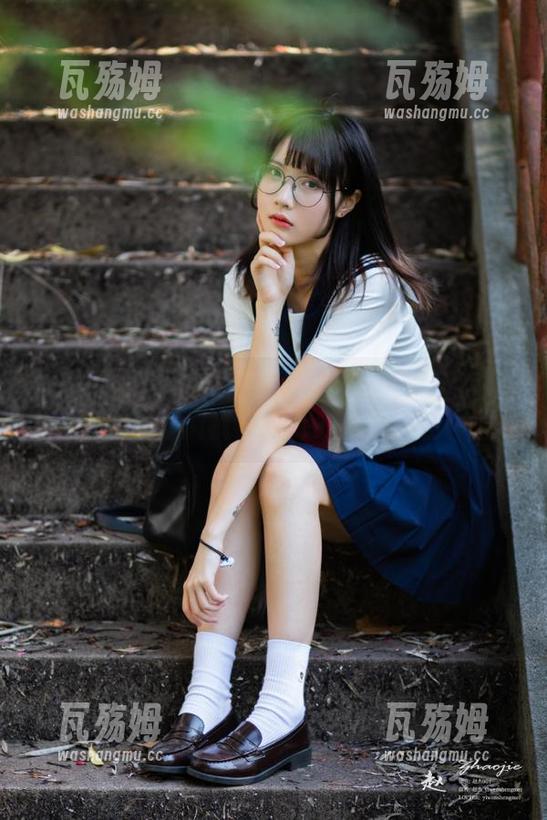 快来看看最新www..51.com，少女们疯狂追捧的吃瓜平台！