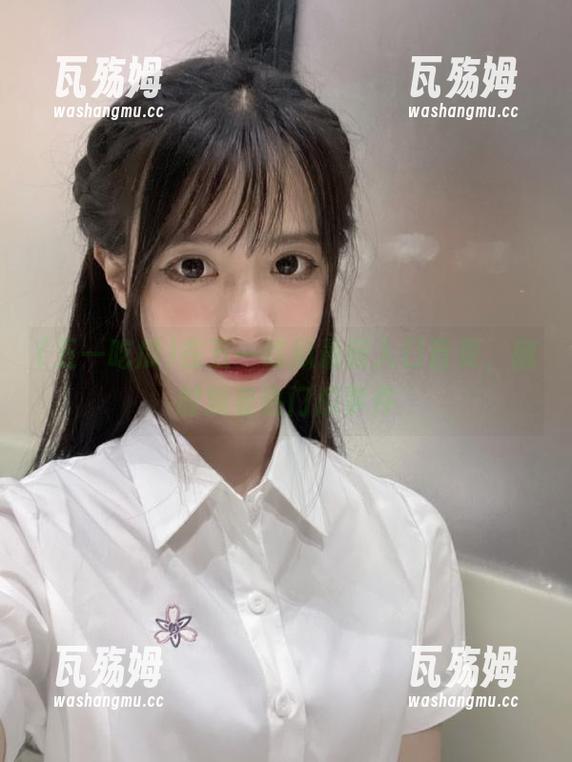 五一吃瓜 在五一吃瓜最新入口首页,随时观看热门瓜事件