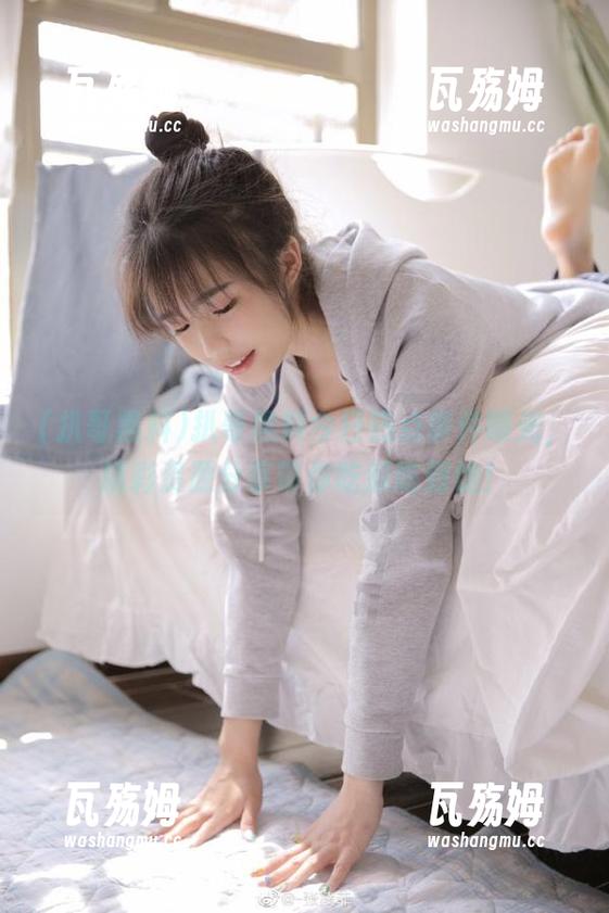 扒哥黑料 扒哥黑料今日热点事件曝光,精彩资源分享带你吃瓜吃到饱!
