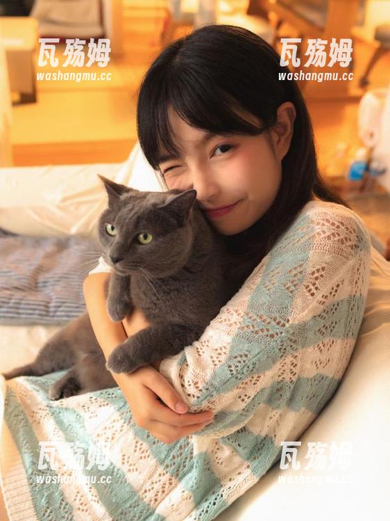 新cg网 用新cg网app,女生们能更快掌握最新吃瓜消息