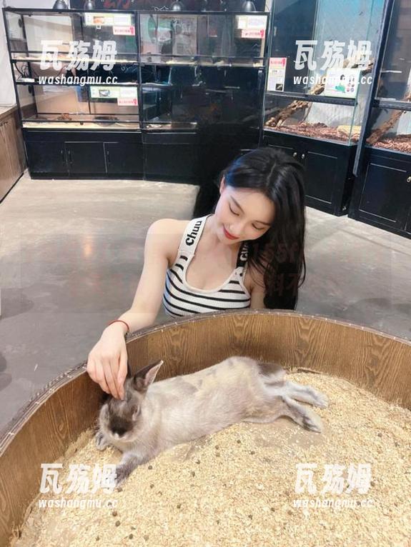 黑料不打烊 黑料不打烊155fun传送门全天开放,分享精彩爆料不停歇