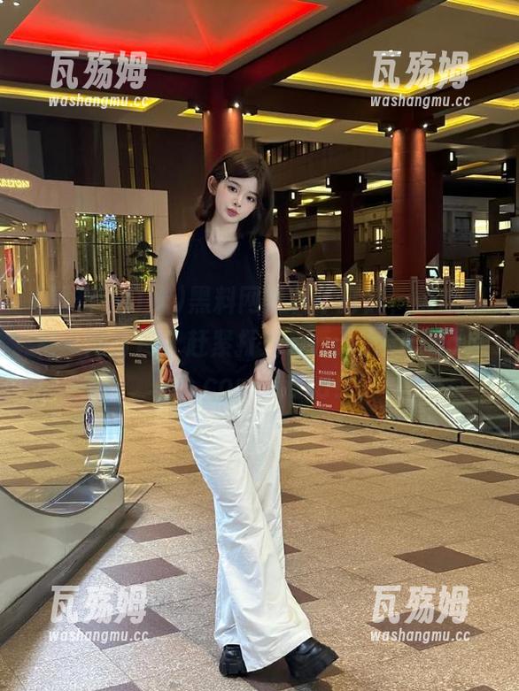 黑料网黑料不打烊，最新黑料一网打尽，赶紧打开www.heiliaoweb.com看看吧！
