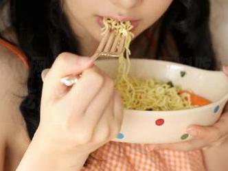想免费进入黑料吃瓜网页？吃瓜网助你轻松搞定！