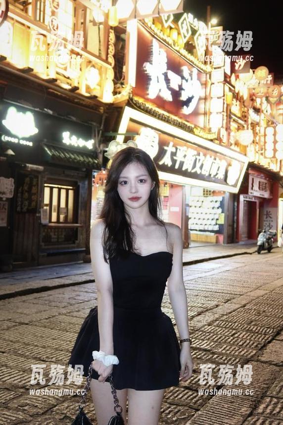 黑料吃瓜网站 黑料吃瓜网站地址是什么?苹果版安装包获取和网站最新地址分享