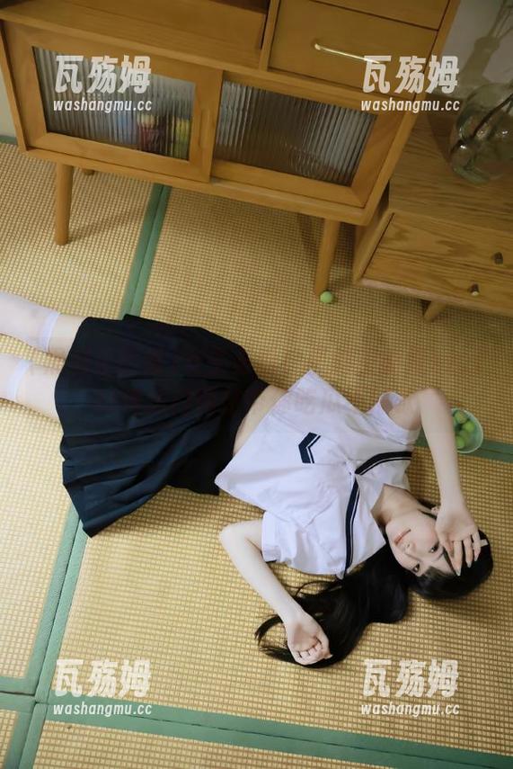 黑料正能量 女生必看!黑料正能量zzzttt传送门网站带你吃瓜不停歇