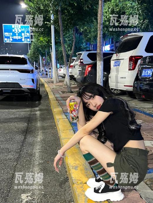 黑料正能量zztt25导航带你飞，下载APP不漏每一条精彩黑料与正能量分享