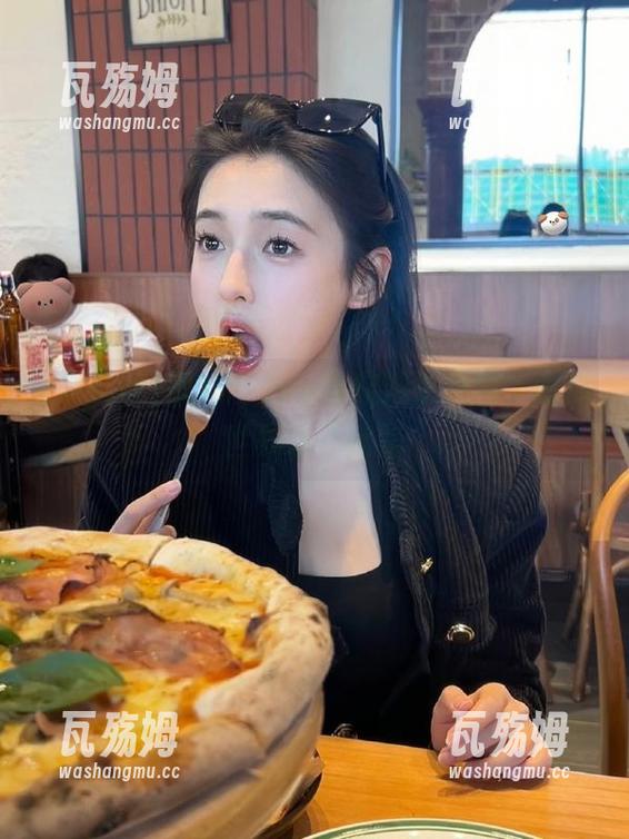 黑料网app导航精准推荐，吃瓜世界永不迷路