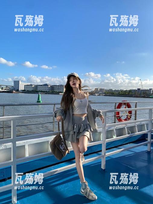 黑料网最新更新热辣爆料，少女们全都沦陷了！