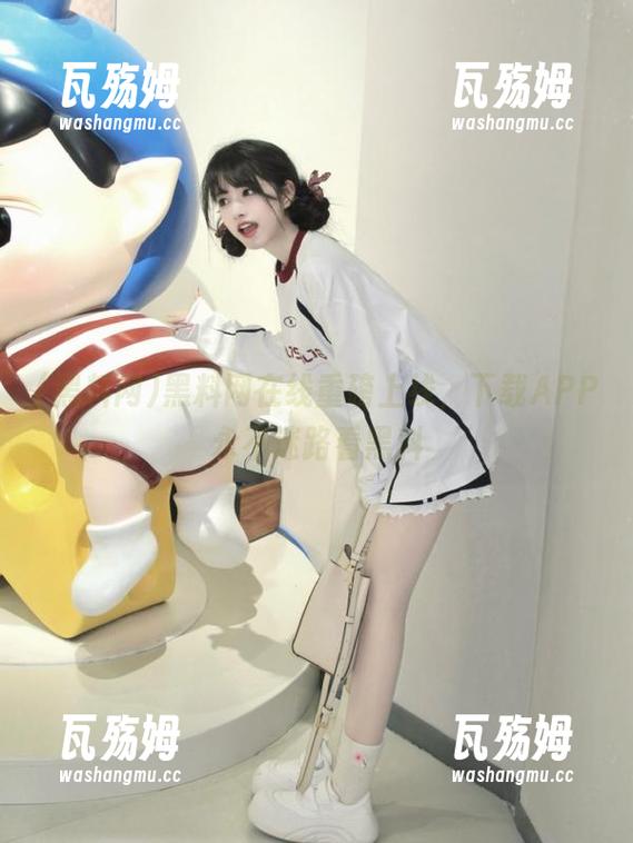 黑料网在线重磅上线，下载APP永不迷路看黑料