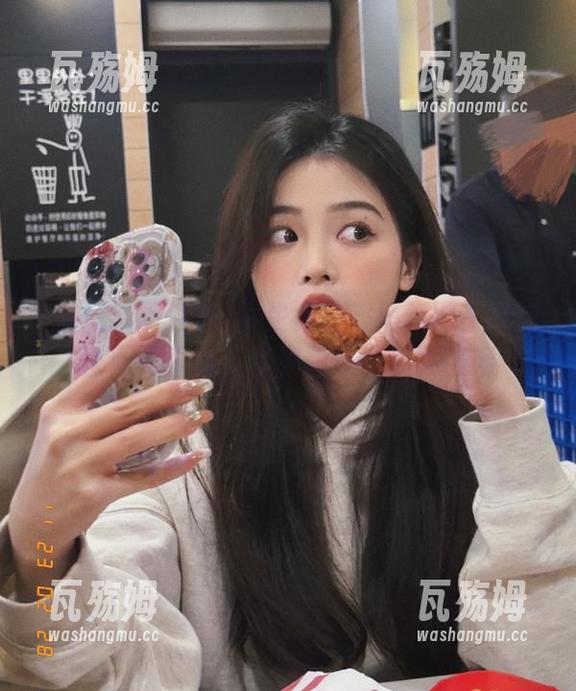 黑料网不打烊 女生必收藏黑料网不打烊官网网页版,苹果版让吃瓜更顺畅