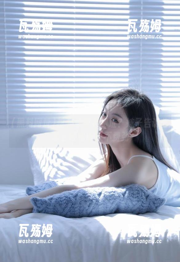 黑料网址 想下载黑料网址?妹子告诉你怎么轻松吃瓜不费劲