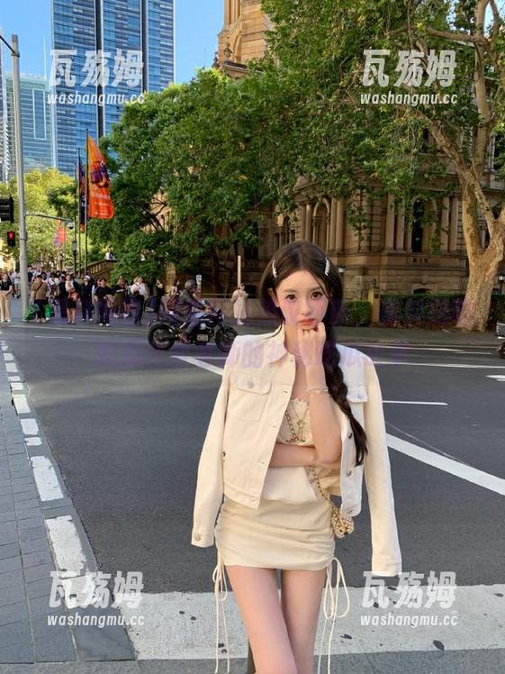 网络网站热议不断，黑料网曝吃瓜化学老师的神秘吃瓜故事